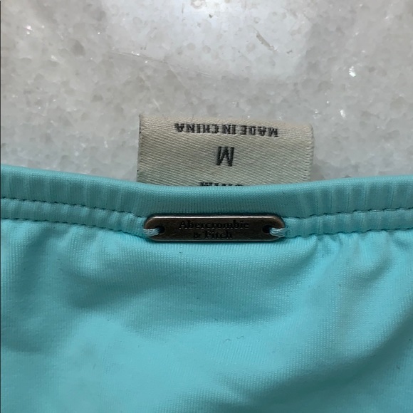 New Abercrombie bikini Bottom - size m - Picture 5 of 6